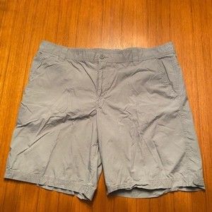 Columbia Sportswere Co. Men's Shorts 44W